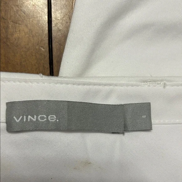 Vince Crisp White Side Buckles EUC Chino Bermuda Shorts Size 6 EUC - Picture 6 of 11